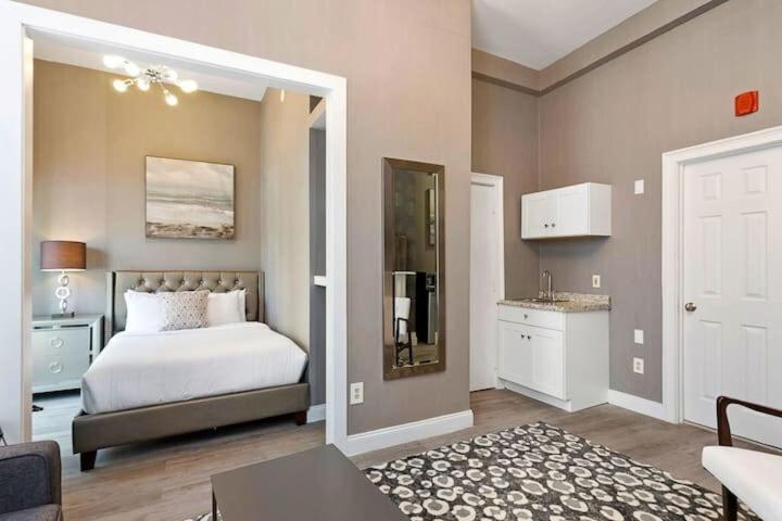 Premier Suites Bay Village Бостон Экстерьер фото
