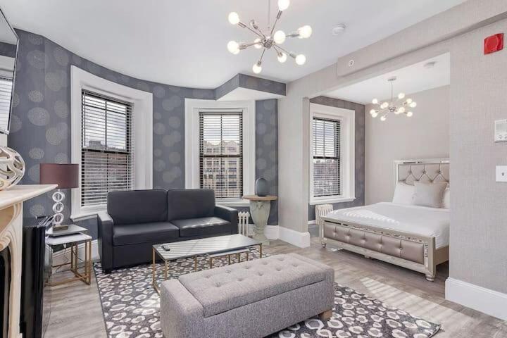 Premier Suites Bay Village Бостон Экстерьер фото